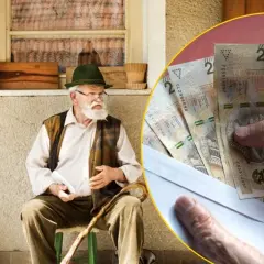 Starszy pan z laską i kotem, obok koperta z pieniędzmi, symbolizująca najwyższą emeryturę w Polsce.
