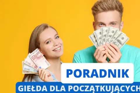 Uśmiechnięci młodzi ludzie z pieniędzmi w rękach, symbolizujący sukces w inwestowaniu na giełdzie. Poradnik dla początkujących.